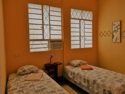 Majoitus Havannassa - makuuhuone