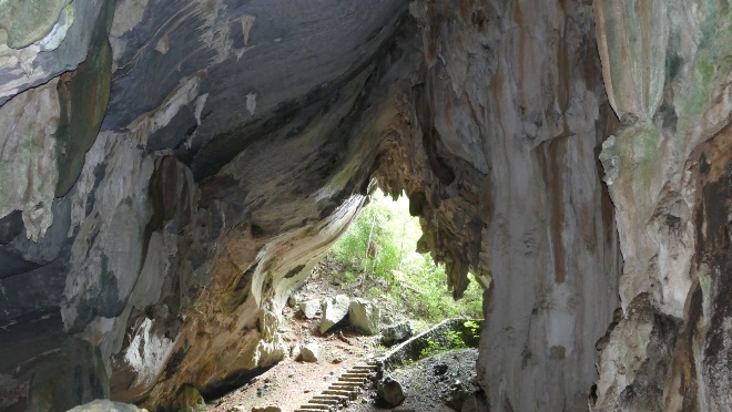 La Cueva de los Portales -luola